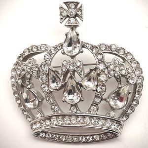 Vintage Rhodium Plated Rhinestone Crown Brooch